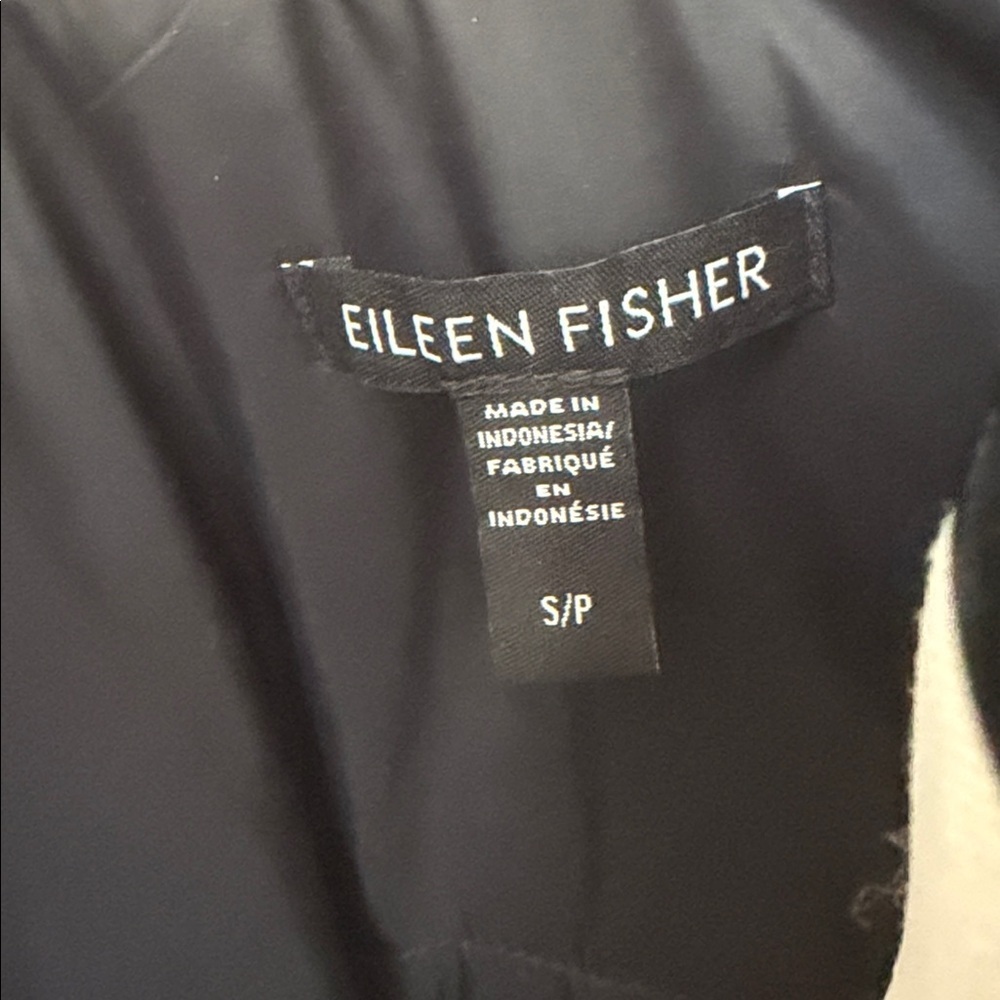 Eileen Fisher Hooded Black Winter Anorak, S/P, VGUC - Picture 11 of 12